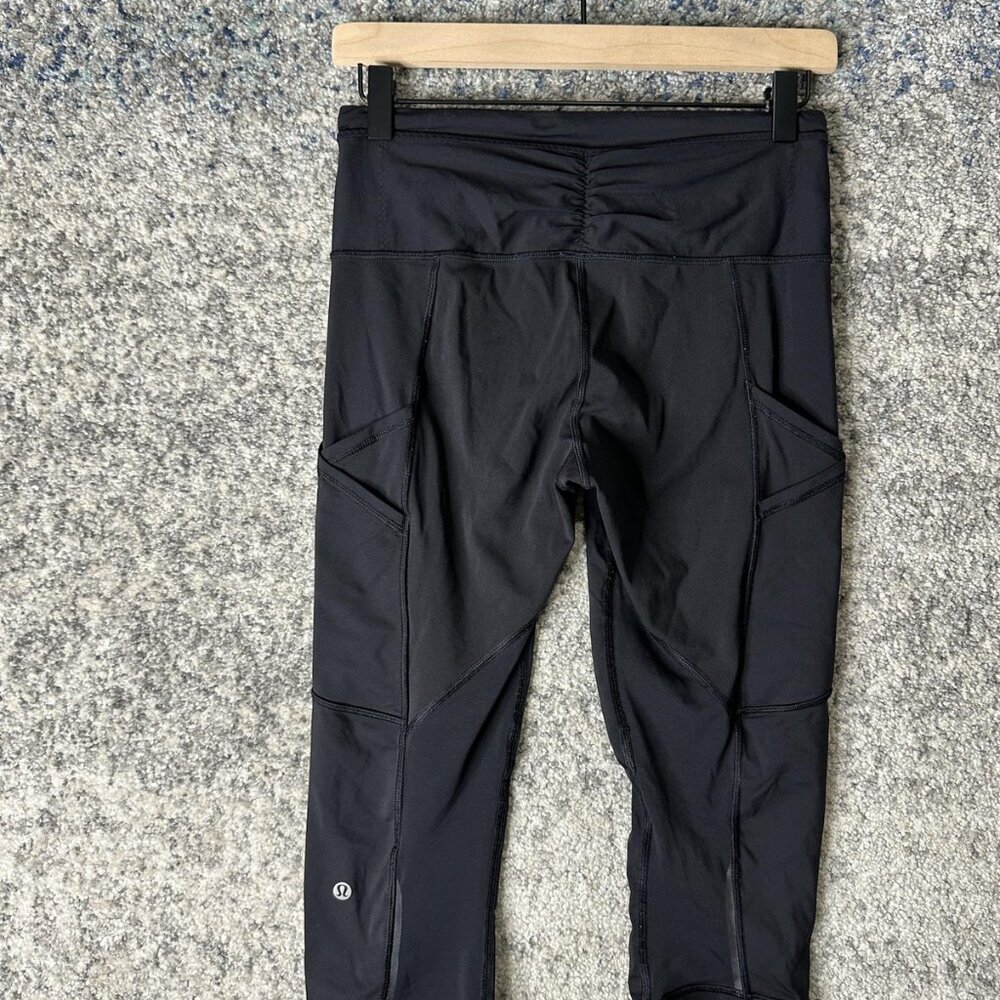 Lululemon Athletica Leggings Womens 6 Black Crop Capri Side Pocket Yoga Running - Picture 5 of 7